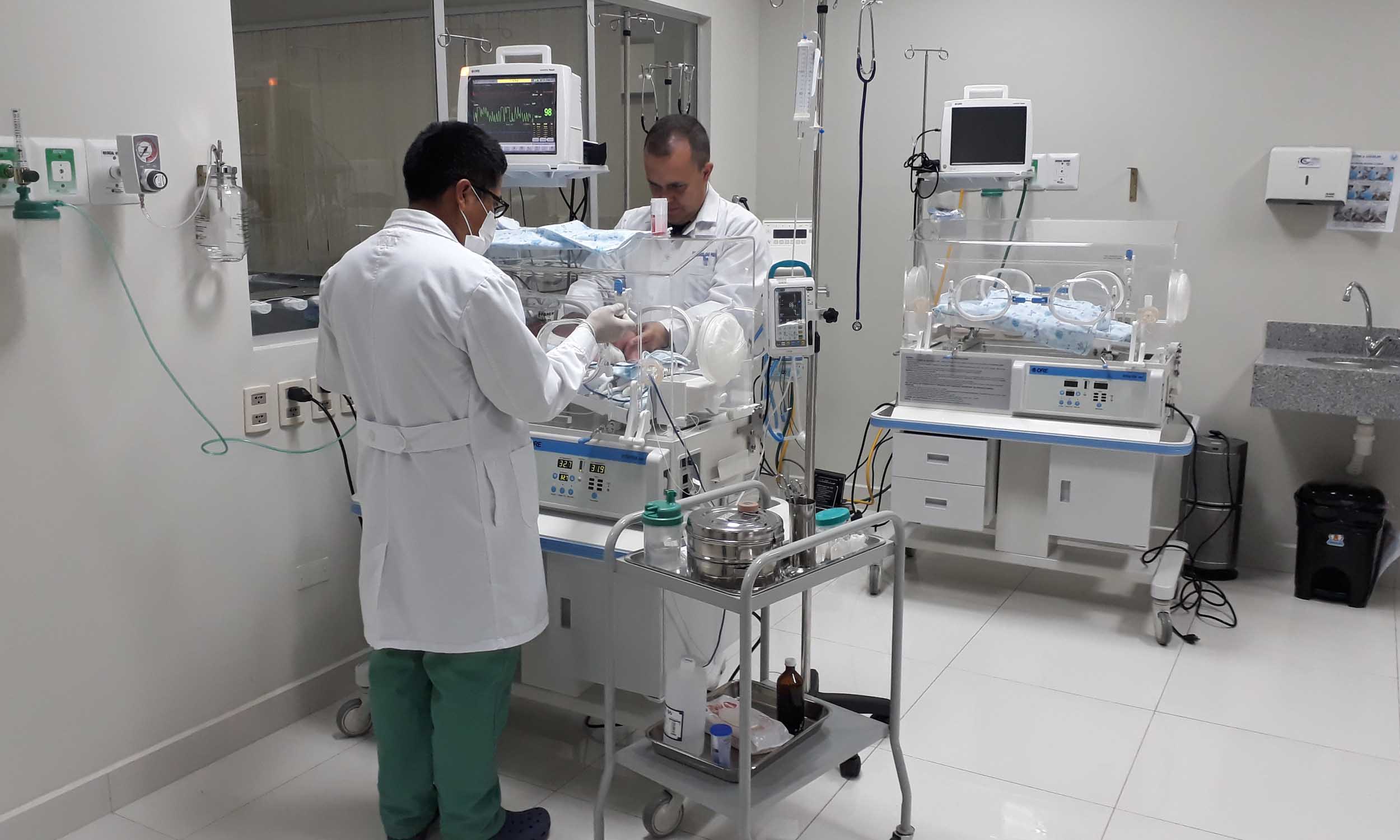 Hospitalización y quirófanos Clínica Ángeles